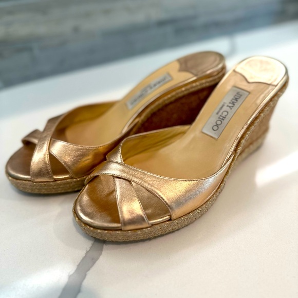 Jimmy Choo (39) Metallic Low Wedge - Picture 1 of 5